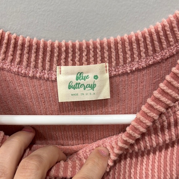 Pink Ruffled Sleeveless Top - Picture 3 of 4